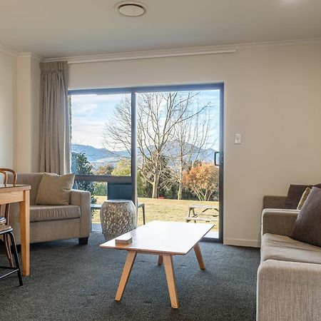Wanaka Top 10 Holiday Park ภายนอก รูปภาพ