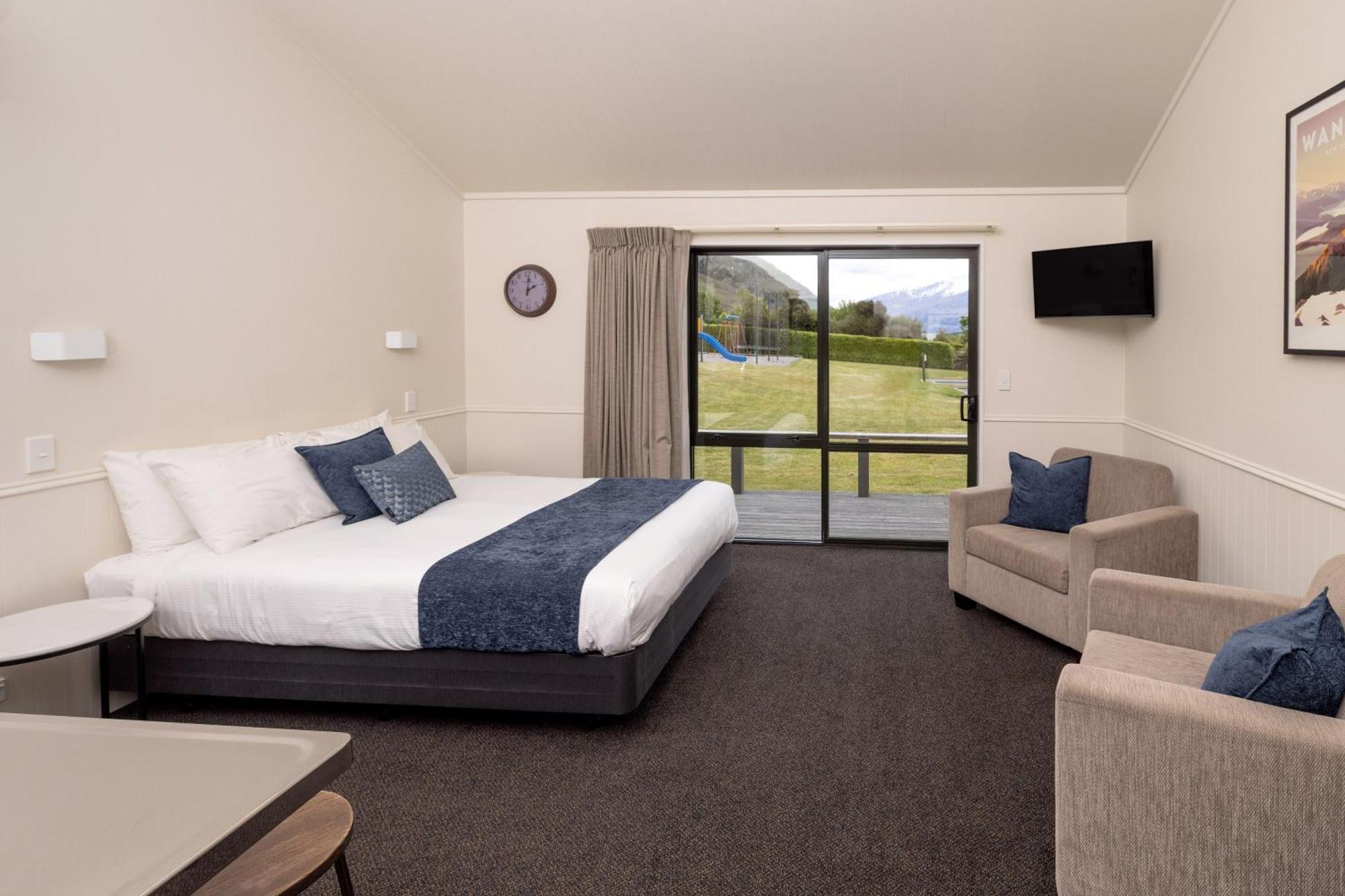 Wanaka Top 10 Holiday Park ภายนอก รูปภาพ