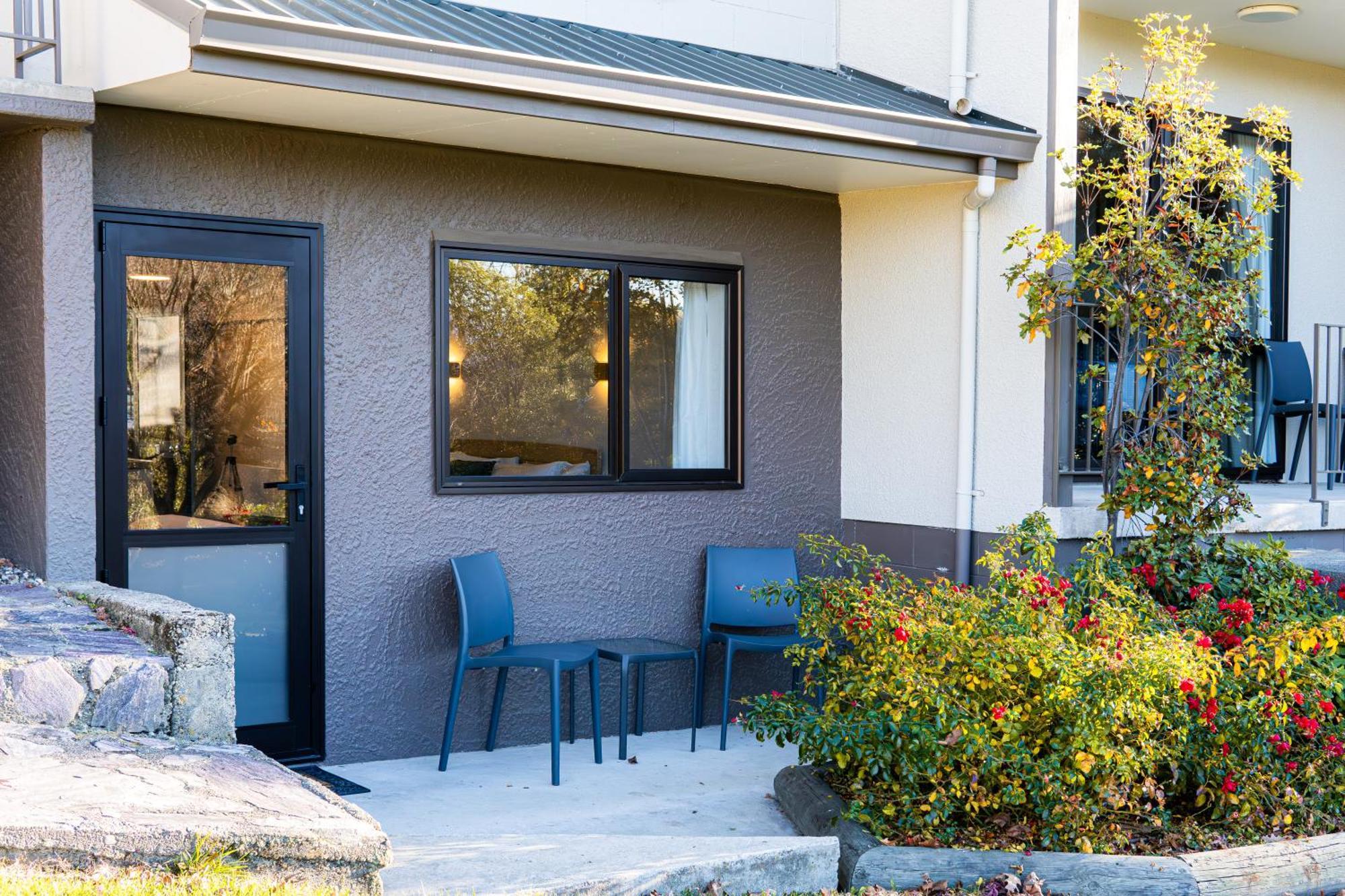 Wanaka Top 10 Holiday Park ภายนอก รูปภาพ