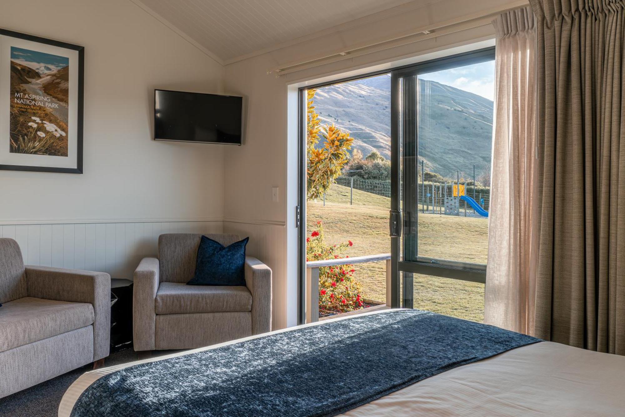 Wanaka Top 10 Holiday Park ภายนอก รูปภาพ